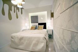 Тонкости дизайна узкой спальни: как визуально увеличить пространство и разместить в нем все самое необходимое